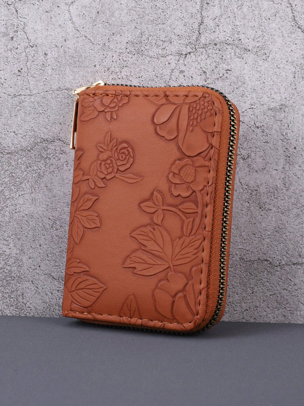 Fashion Short Wallet – Slim Multi-Card Holder - Brown