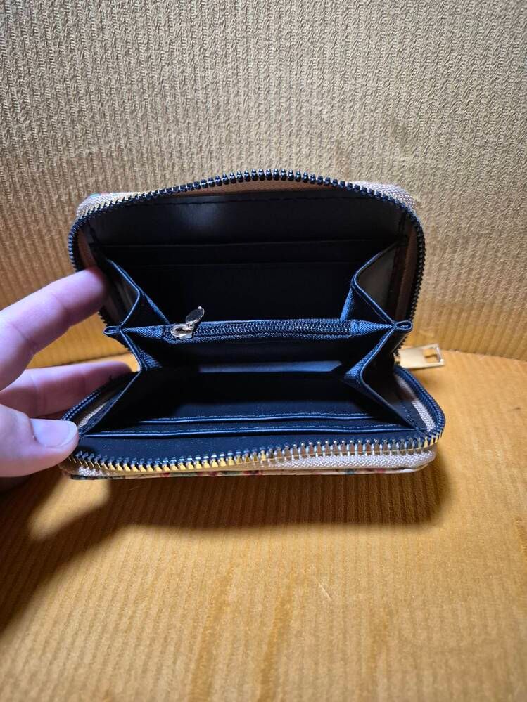 Bohemian Mini Zip Wallet with Artistic Flower Design