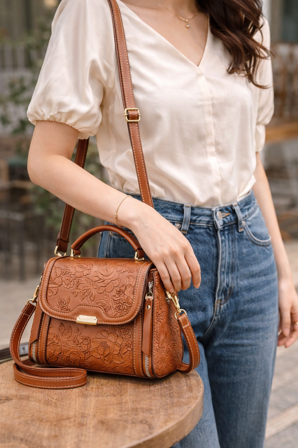 Elegant Floral Embossed Women’s Handbag – Chic, Versatile & Everyday Ready