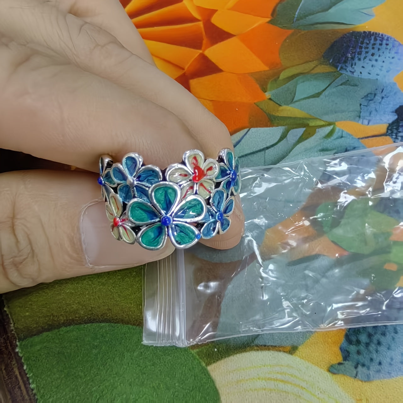 Vintage bohemian 925 sterling silver floral ring with colourful enamel-style detailing