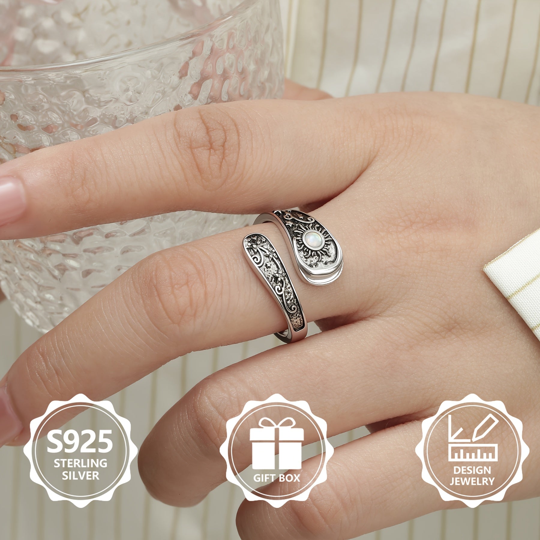 Vintage 925 sterling silver sun and moonstone ring with starry sky vine details