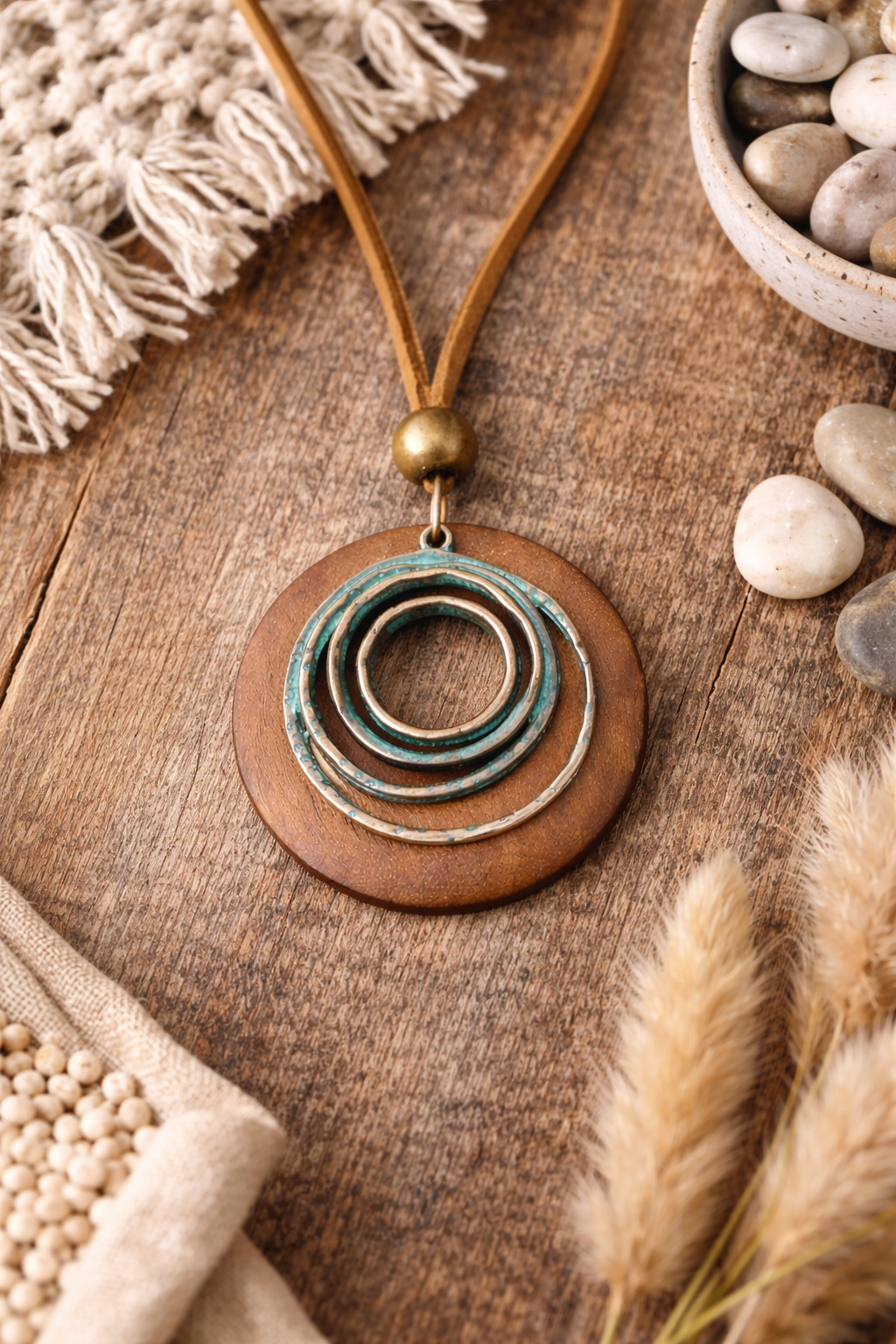 Vintage Bronze-tone Silver plated Wood Circle Pendant Necklace