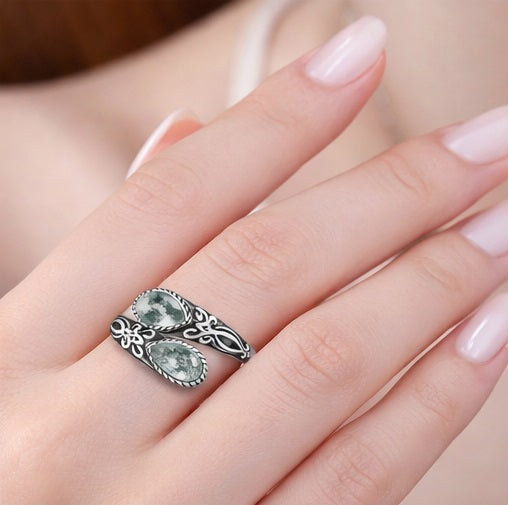 Vintage S925 sterling silver Celtic knot open ring with moss agate stones